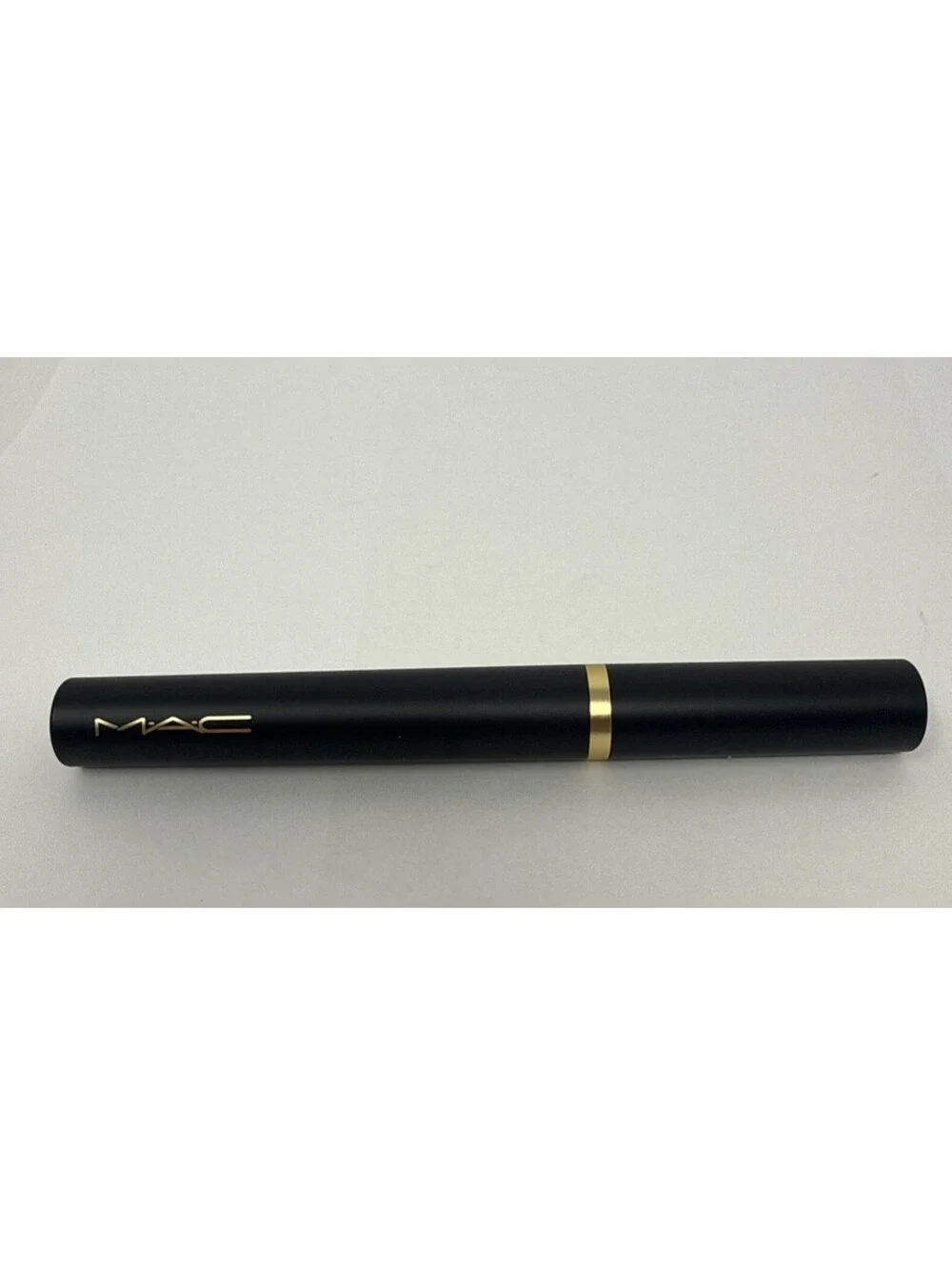 MAC Powder Kiss Velvet Blur Slim Stick - Dubonnet Buzz 878  RN 3